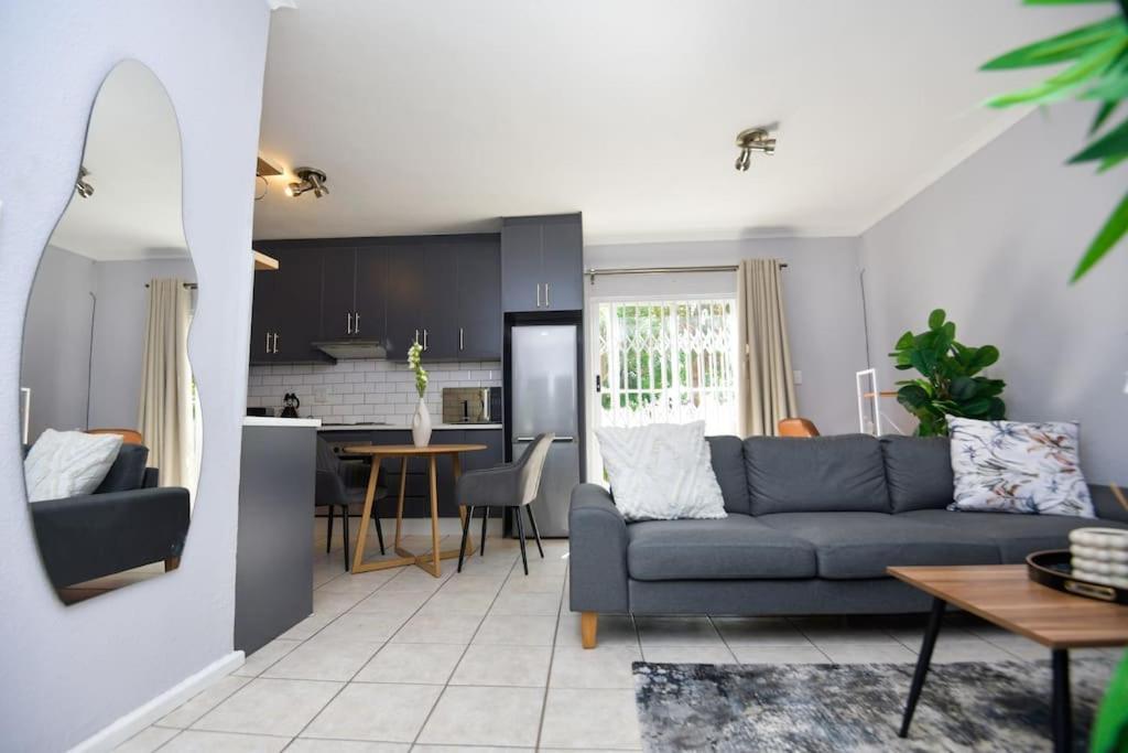 Comfy Hatfield Appartment Pretoria-Noord Eksteriør billede